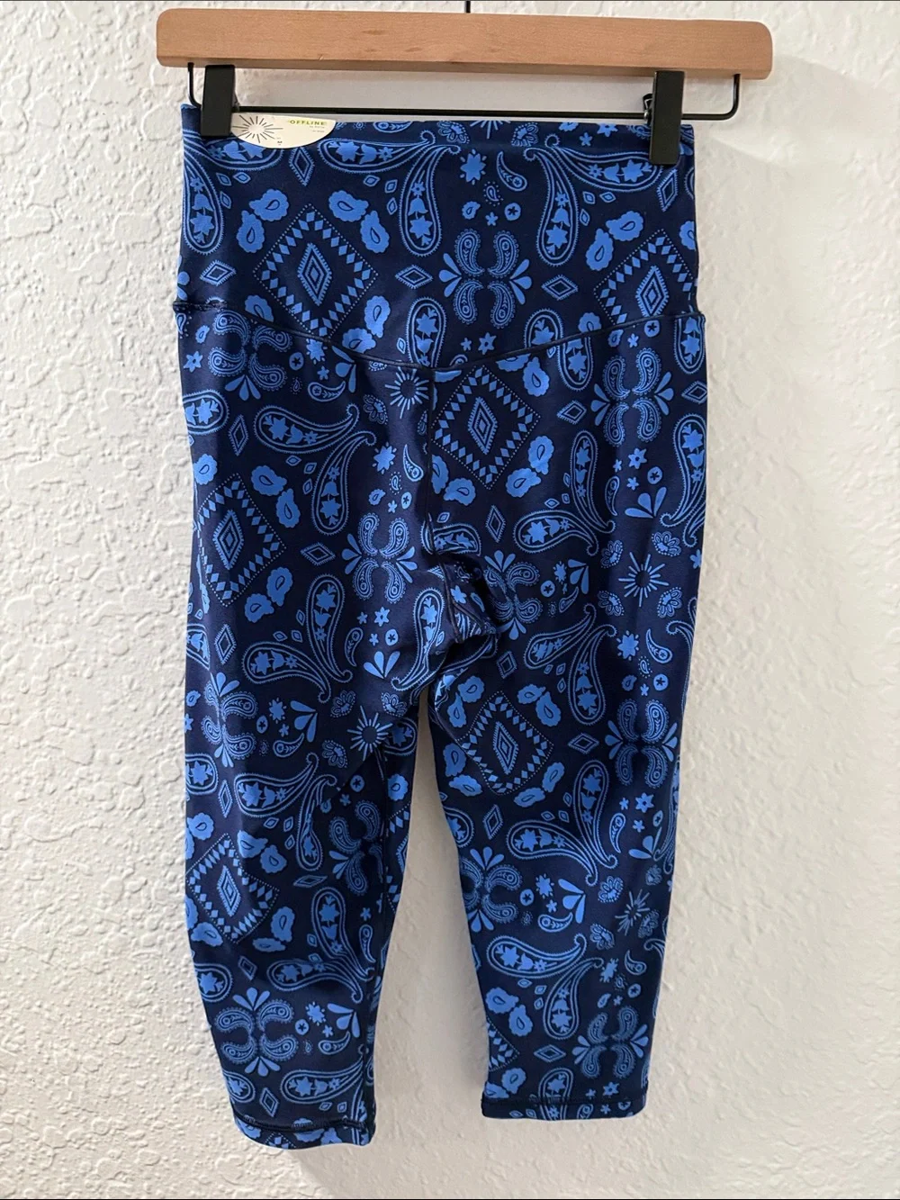 NWT OFFLINE by Aerie Navy & Blue Paisley Real Me Crop Leggings Size Medium